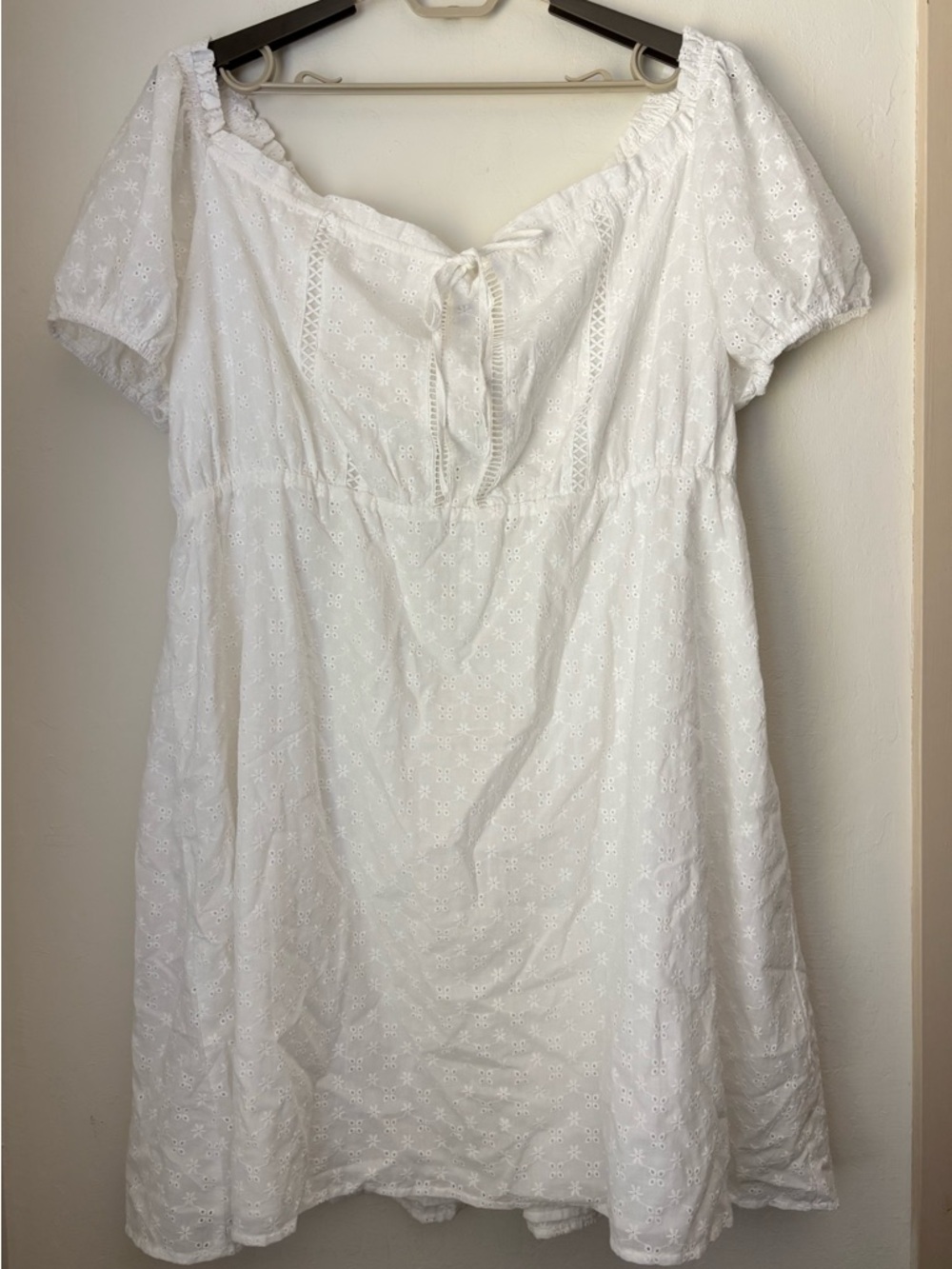 Suzanne Betro Ruffle Neck Cap Sleeve Empire Waist Dress White Size 4X NEW Boho